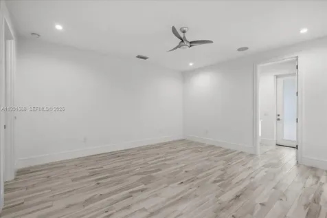 3800 Crayton Road Naples FL 34103