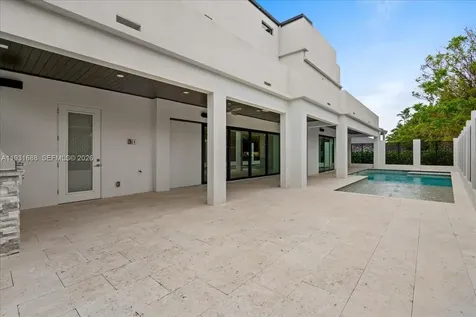 3800 Crayton Road Naples FL 34103