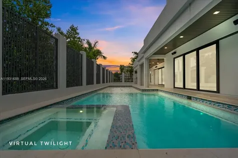 3800 Crayton Road Naples FL 34103
