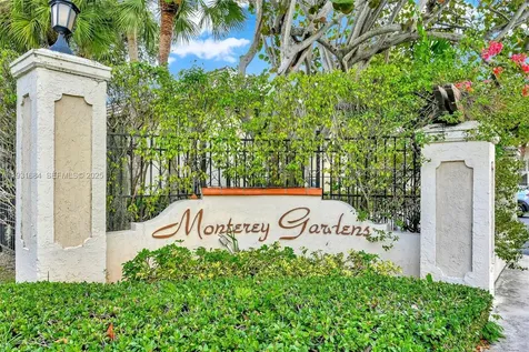 8609 SW 68th Court Pinecrest FL 33156