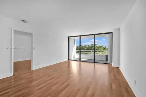 20355 NE 34th Court Aventura FL 33180
