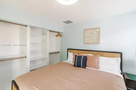 1020 6th Street Miami Beach FL 33139