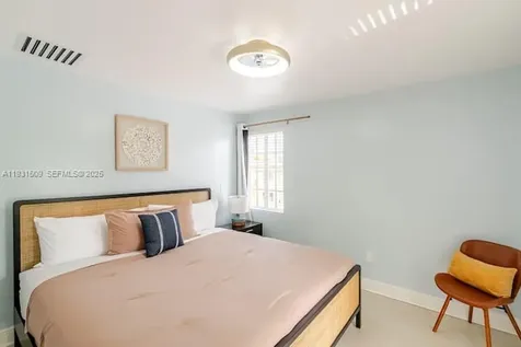 1020 6th Street Miami Beach FL 33139