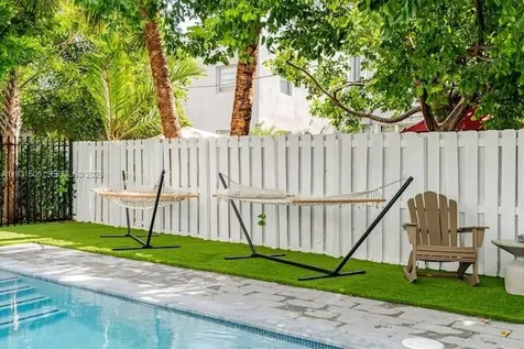 1020 6th Street Miami Beach FL 33139