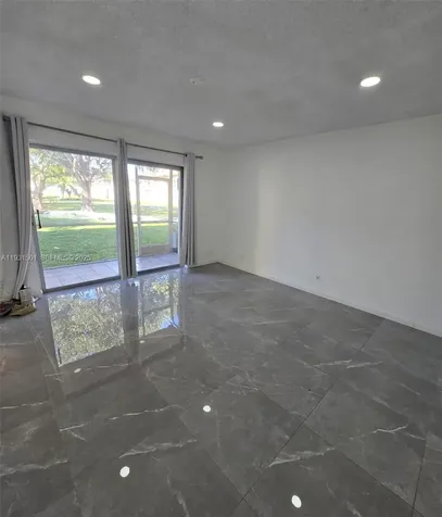 5130 SW 40th Avenue Dania Beach FL 33314