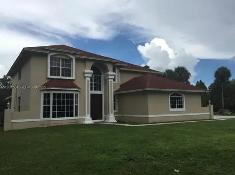 16875 N 68th Street N Loxahatchee FL 33470