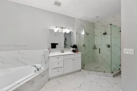 16875 N 68th Street N Loxahatchee FL 33470