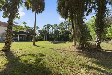 16875 N 68th Street N Loxahatchee FL 33470