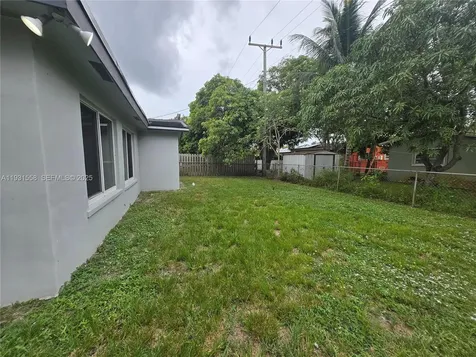 1131 NW 43rd Avenue Lauderhill FL 33313