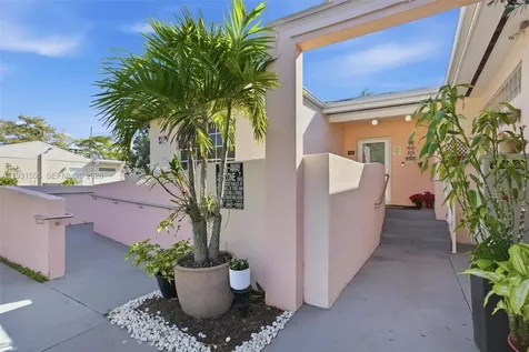 North Miami FL 33161