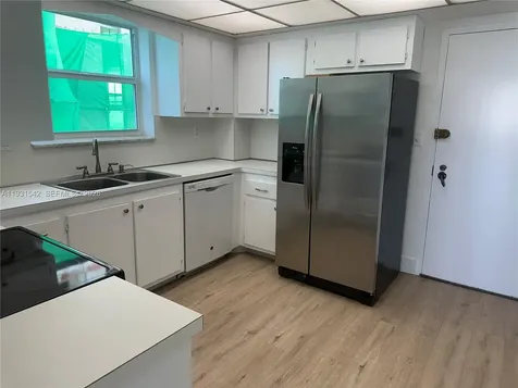 9501 E Bay Harbor Drive Bay Harbor Islands FL 33154