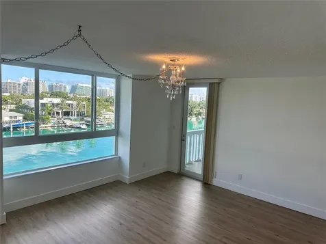 9501 E Bay Harbor Drive Bay Harbor Islands FL 33154