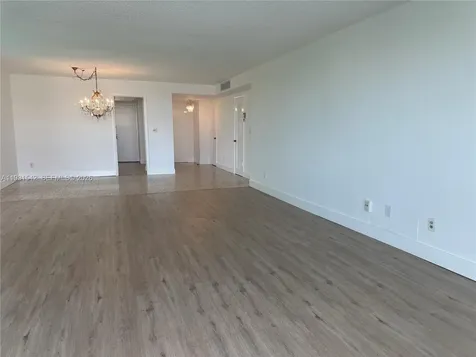 9501 E Bay Harbor Drive Bay Harbor Islands FL 33154