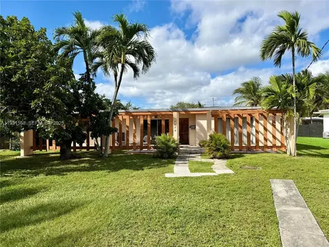 1835 N Hibiscus Drive North Miami FL 33181