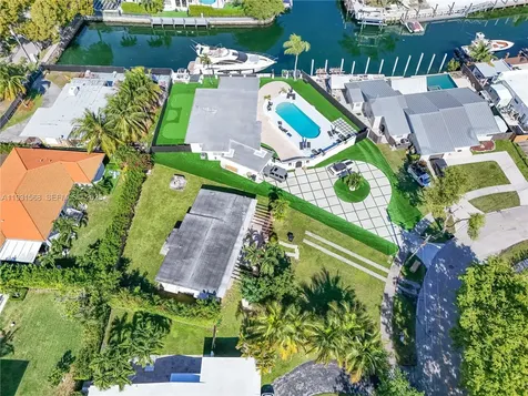 1835 N Hibiscus Drive North Miami FL 33181