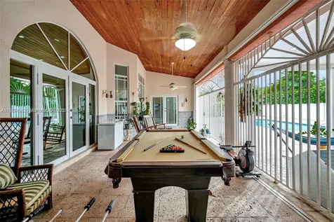 5750 SW 67th Avenue Miami FL 33143