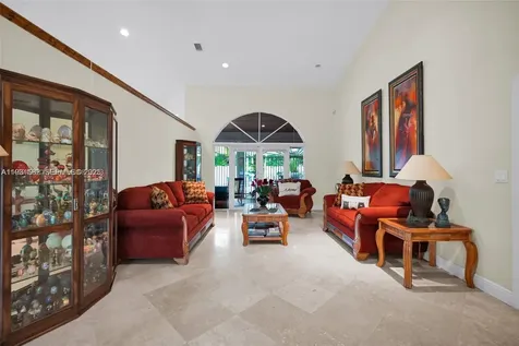 5750 SW 67th Avenue Miami FL 33143