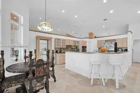 5750 SW 67th Avenue Miami FL 33143