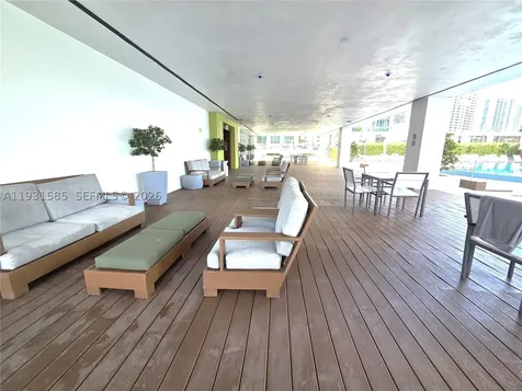 500 Brickell Avenue Miami FL 33131