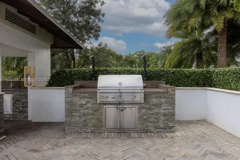 2801 NE 183 Street Aventura FL 33160