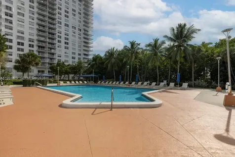 2801 NE 183 Street Aventura FL 33160