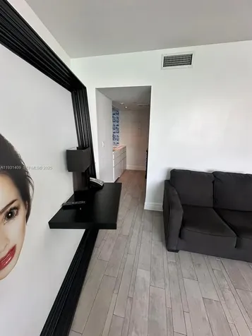 1100 West Avenue Miami Beach FL 33139
