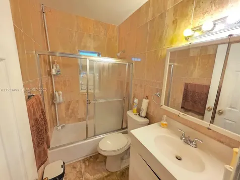 530 NE 132nd Terrace North Miami FL 33161