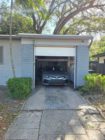 530 NE 132nd Terrace North Miami FL 33161