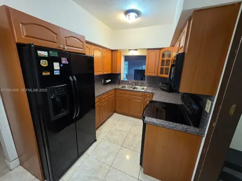 530 NE 132nd Terrace North Miami FL 33161