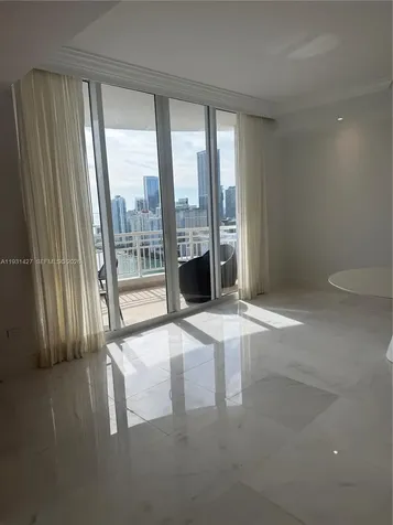 848 Brickell Key Drive Miami FL 33131