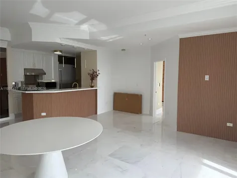 848 Brickell Key Drive Miami FL 33131