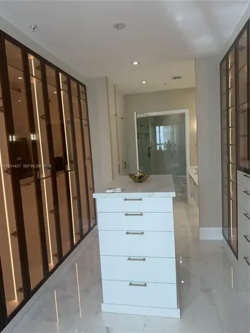 848 Brickell Key Drive Miami FL 33131