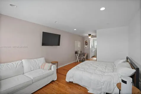 200 76th Street Miami Beach FL 33141