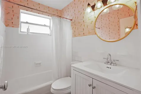 200 76th Street Miami Beach FL 33141