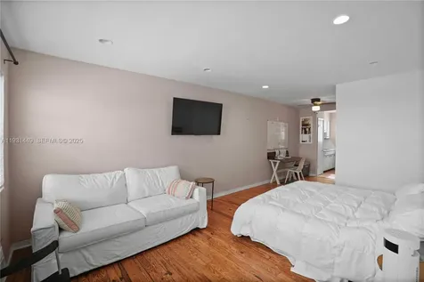 200 76th Street Miami Beach FL 33141