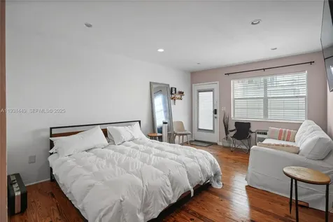 200 76th Street Miami Beach FL 33141