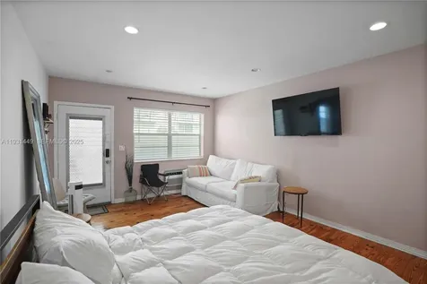 200 76th Street Miami Beach FL 33141