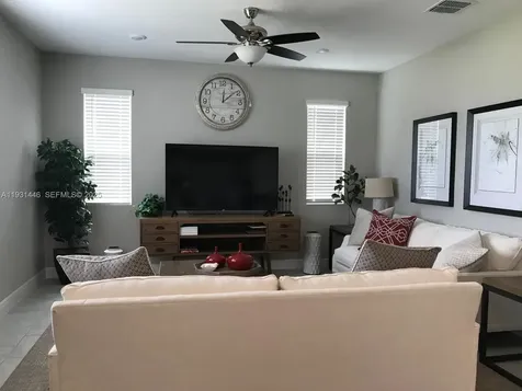 1107 Sugarwood Street Davenport FL 33837