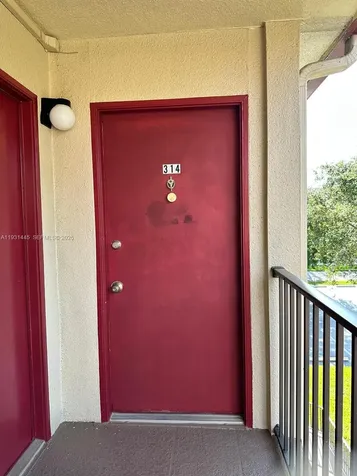 251 SW 134th Way Pembroke Pines FL 33027