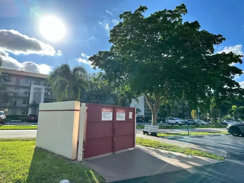 251 SW 134th Way Pembroke Pines FL 33027
