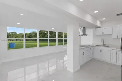 4685 SW 33rd Drive West Park FL 33023