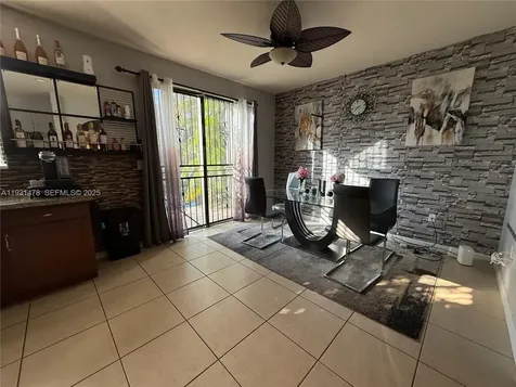 3184 NW 32nd Street Oakland Park FL 33309