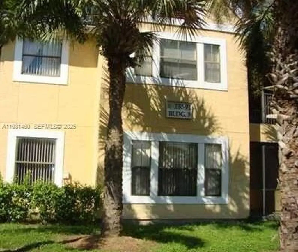 15591 SW 105th Terrace Miami FL 33196
