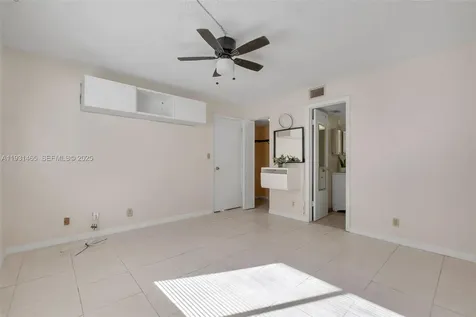 2651 Riverside Drive Coral Springs FL 33065