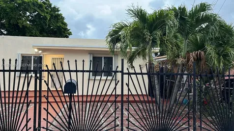 2737 NW 13th Avenue Miami FL 33142