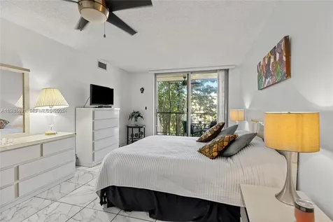 2101 Atlantic Shores Boulevard Hallandale Beach FL 33009