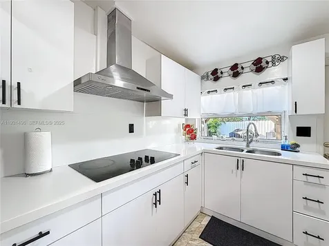 1860 NW 127th Street Miami FL 33167