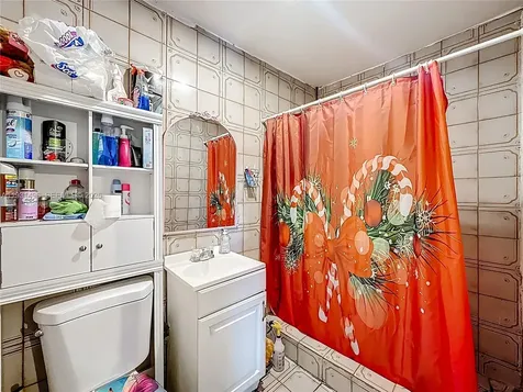 1860 NW 127th Street Miami FL 33167