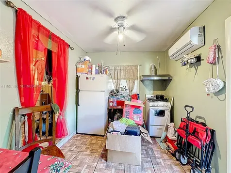 1860 NW 127th Street Miami FL 33167
