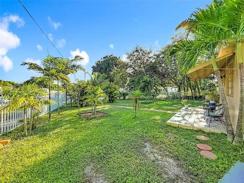 1860 NW 127th Street Miami FL 33167